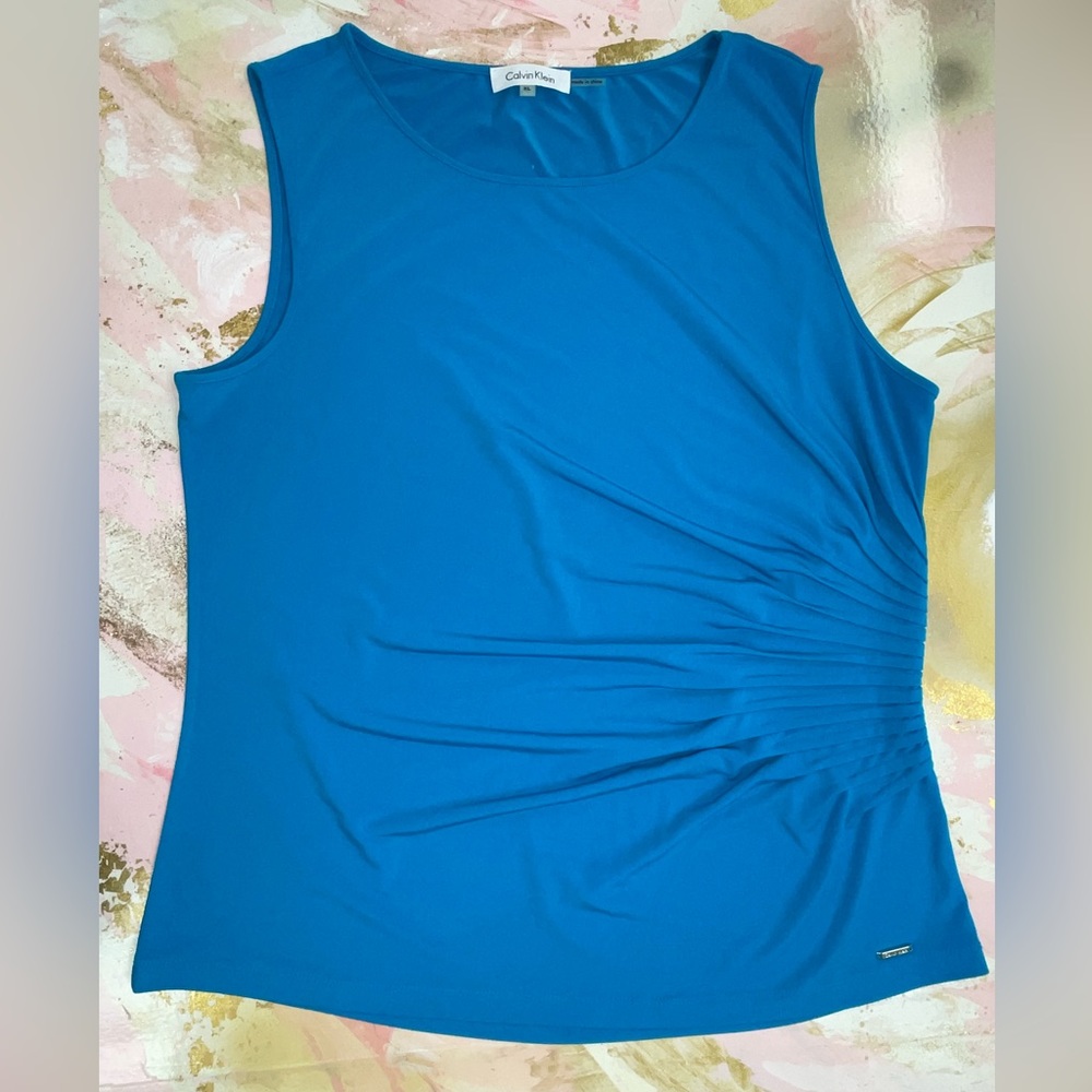 Calvin Klein blue sleeveless top XL